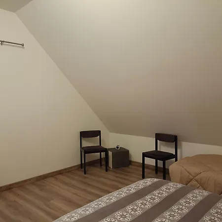 Chambres Privees A L Etage * Maisons (Calvados)